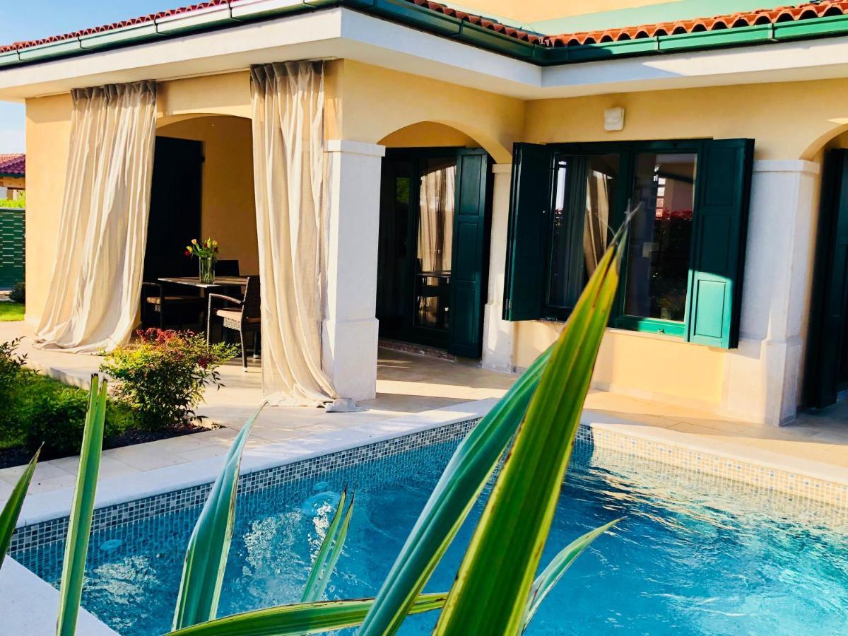 Private Villa "San Servolo House" With Sea View And Private Pool Бує Екстер'єр фото