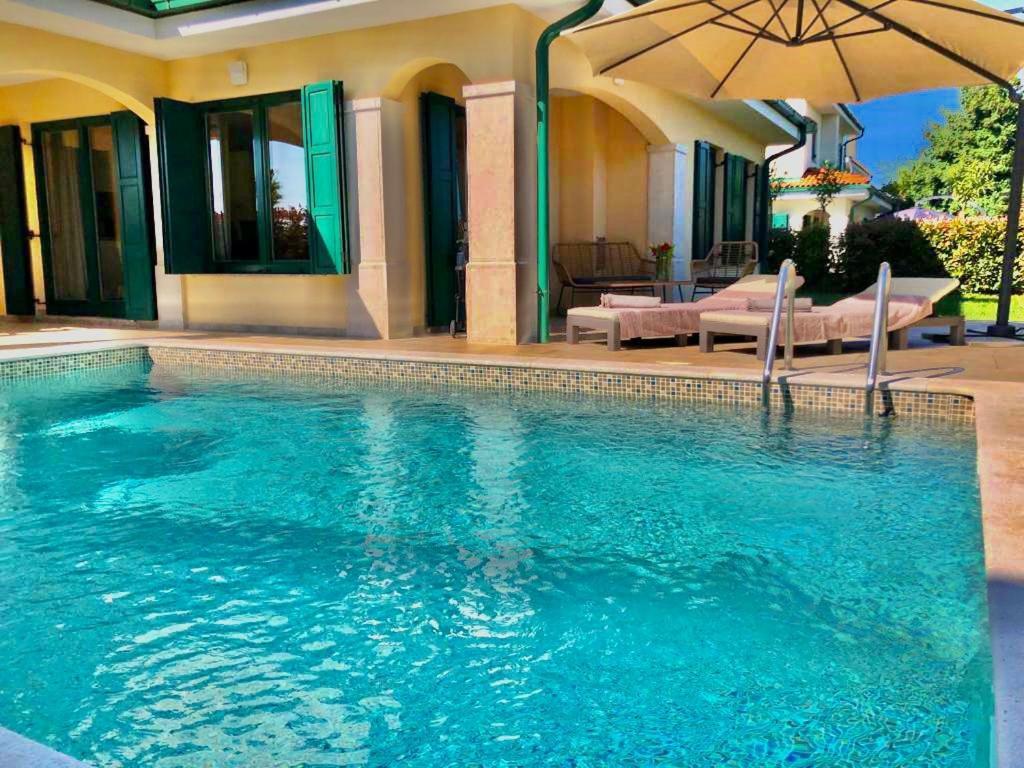 Private Villa "San Servolo House" With Sea View And Private Pool Бує Екстер'єр фото
